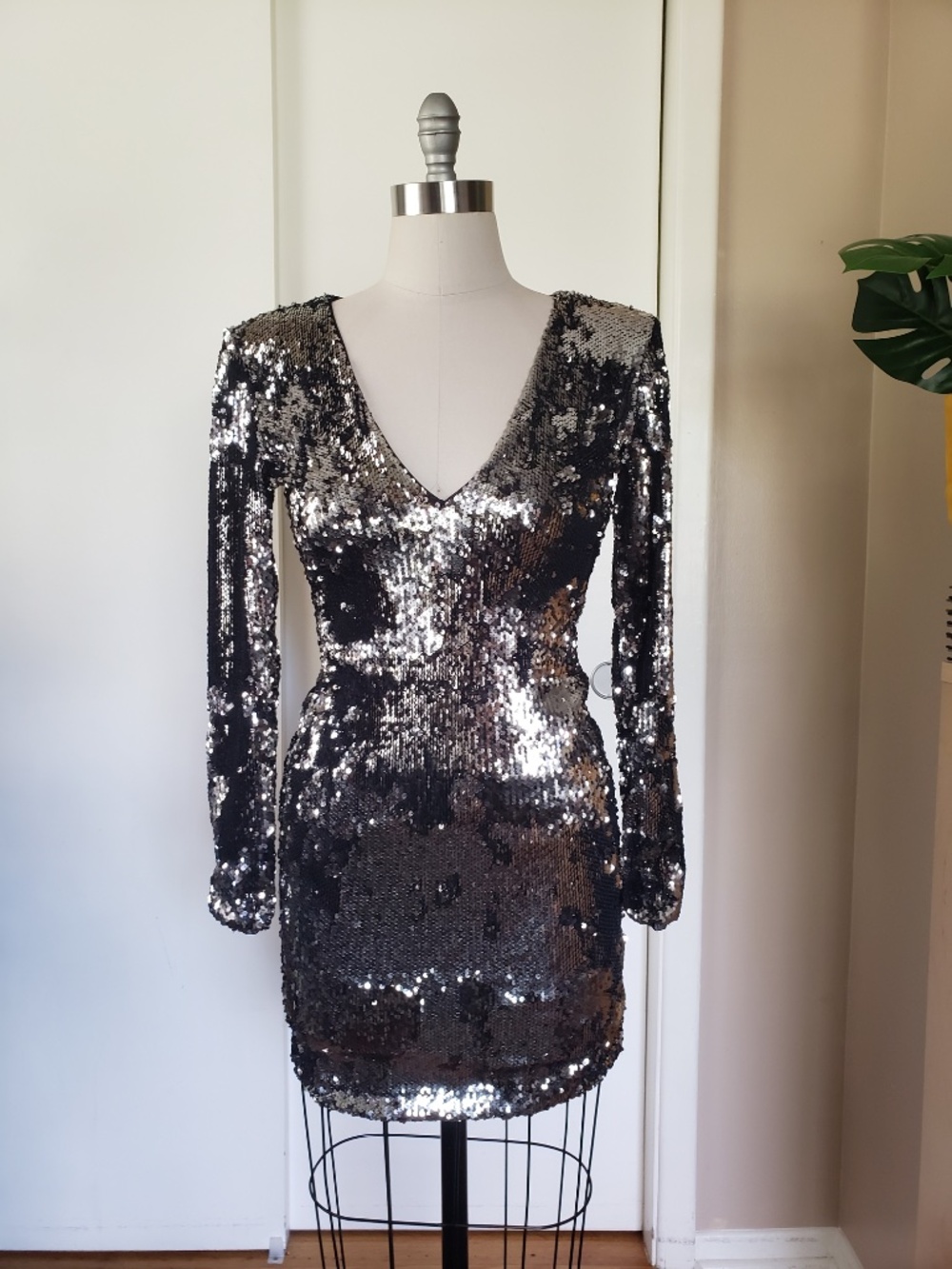 Metallic Bomb Shell Party Dress Size Medium